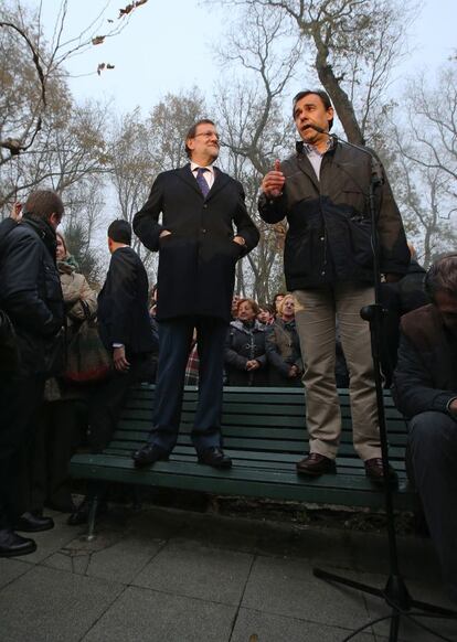Rajoy durante su visita a Benavente, donde participó en un acto público y después dio un paseo por las calles del municipio, el pasado 1 de diciembre.