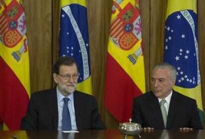 Michel Temer y Mariano Rajoy durante declaraciones a la prensa en Brasilia.
