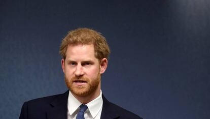 El príncipe Harry pronuncia un discurso sobre África el 17 de junio en Londres.