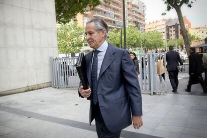 El expresidente de Caja Madrid, Miguel Blesa, en los juzgados.