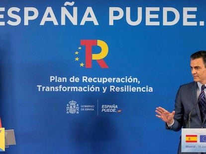 La presidenta de la Comisión Europea, Ursula von der Leyen, y el presidente del Gobierno, Pedro Sánchez.