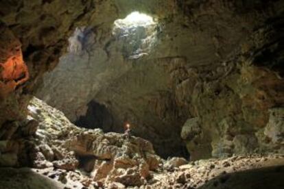 Interior de la cueva del Tigre, en la provincia de Toledo (Belice).