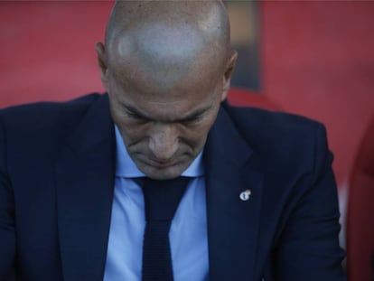 Zinedine Zidane durante el partido contra el Girona.