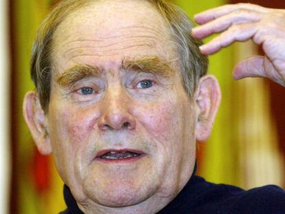 Sydney Brenner, tras ser galardonado con el Nobel de Medicina en 2002.