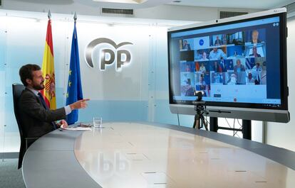 Pablo Casado durante la cumbre del EPP telemática, en la sede de Génova.