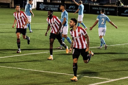 Unai Núñez celebra el gol del triunfo del Athletic