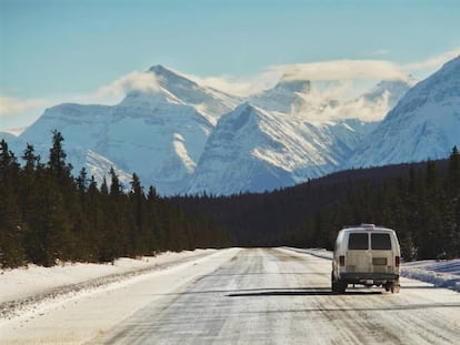 Tramo de Icefields Parkway, la carretera de los glaciares, en Canadá.