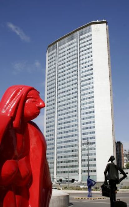 Vista de la torre Pirelli, en la ciudad italiana.