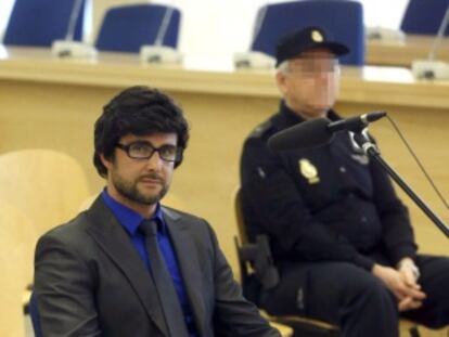 Hervé Falciani, con peluca y gafas, en la Audiencia Nacional.