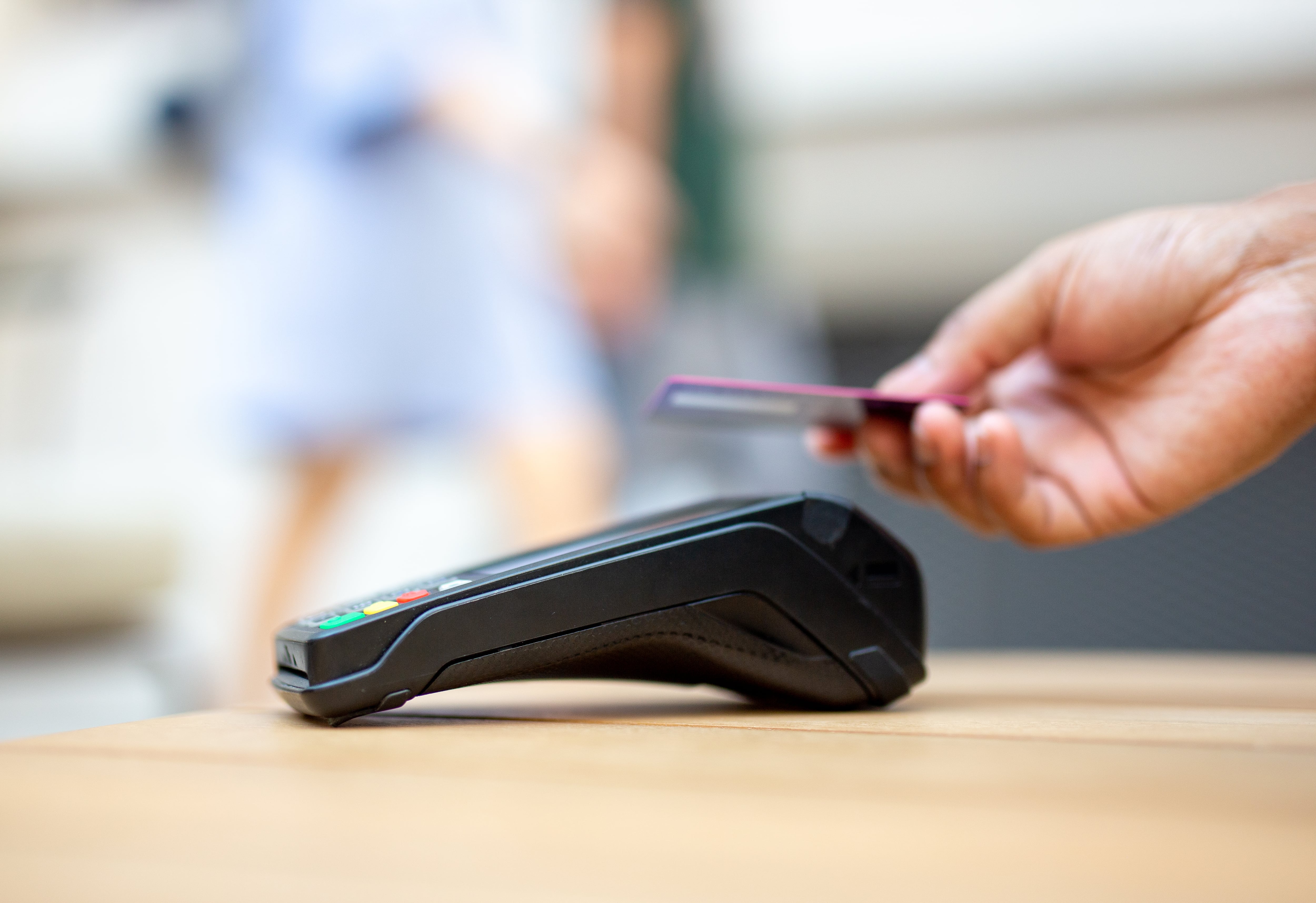 Visa y Mastercard, lo peor está por llegar