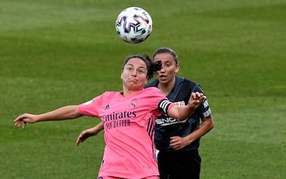 Ivana y Sheila, durante un partido reciente entre el Real Madrid y el Rayo de la Liga Iberdrola.