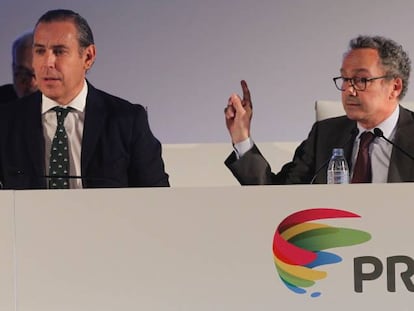 Manuel Polanco, presidente de PRISA (derecha), y Manuel Mirat, consejero delegado (izquierda)