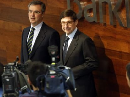 Jos&eacute; Sevilla, consejero delegado de Bankia, y Jos&eacute; Ignacio Goirigolzarri, presidente