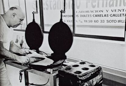 Foto de archivo de la fabricación de barquillos en Tanis, en una imagen proporcionada por la empresa. 