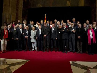 Artur Mas entrega la Cruz de Sant Jordi a 25 personalidades del mundo de la cultura y la ciencia y a 15 entidades