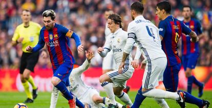 El clásico de la Liga española Barça-Madrid disputado en el Camp Nou la pasada temporada.