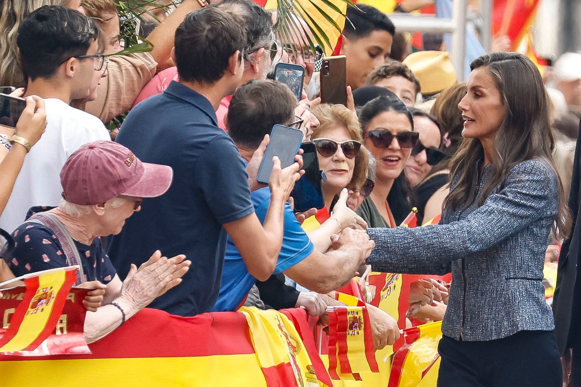 La visita de los reyes Felipe VI y Letizia a Ceuta, en imágenes