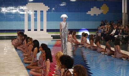 Thom Browne recreó una piscina para presentar su colección de este verano, durante un desfile el pasado mes de septiembre en la Semana de la Moda de Nueva York.