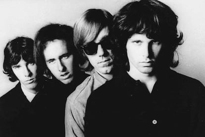 John Densmore, Robbie Krieger, Ray Manzarek y Jim Morrison.