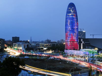 La Torre Agbar, que ser&aacute; un hotel.