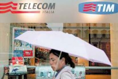 Telefónica podrá romper en tres años su pacto en Telecom Italia