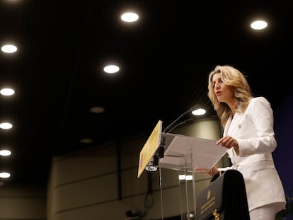 MADRID, 21/11/2023.- Yolanda Díaz interviene durante la toma de posesión de su cartera como vicepresidente segunda del Gobierno y ministra de Trabajo y Economía Social, este martes en Madrid. EFE/ Juan Carlos Hidalgo
