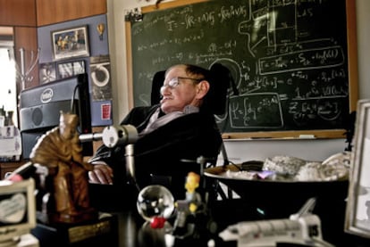 El físico Stephen Hawking, en la Universidad de Cambridge.