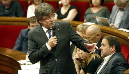 Carles Puigdemont intervé al Parlament.