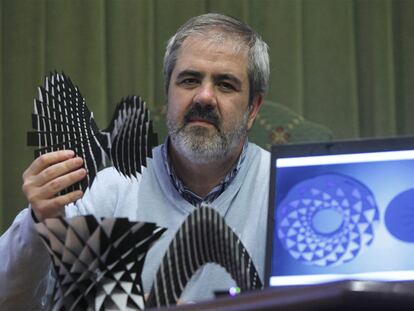 El profesor José Luis Monterde, durante su estancia en Bilbao.