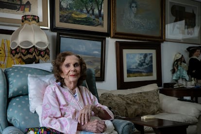 Laura Morán, de 95 años en su casa de Lomas de Tecamachalco, Estado de México
