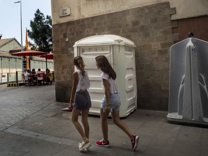 Urinarios públicos en el Born de Barcelona.