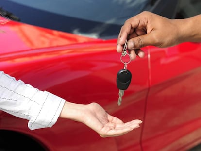 Autónomo: forma correcta de desgravar gastos de coche en cada caso