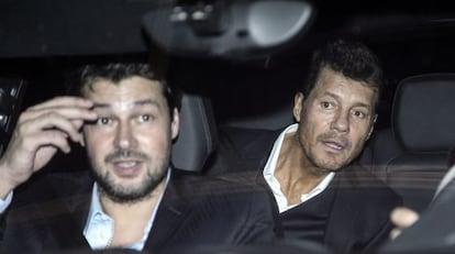 Marcelo Tinelli, a la derecha, y Matias Lammens, presidente del San Lorenzo.