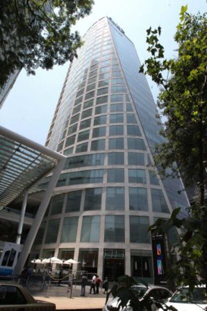 Vista del edificio donde se ubica la sede de la empresa OHL México, en la capital mexicana.