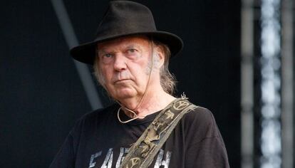 Neil Young, cantante canadiense.