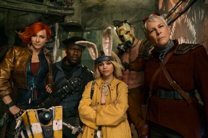 Cate Blanchett es Lilith, Kevin Hart es Roland, Ariana Greenblatt es Tiny Tina, Florian Munteanu es Krieg y Jamie Lee Curtis es Tannis en 'Borderlands'. Photo Credit: Katalin Vermes