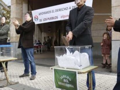 Vecinos de Igeldo preparan su comparecencia para hablar de la desanexión del barrio donostiarra.