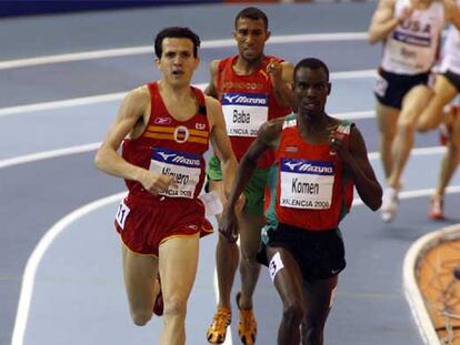 Juan Carlos Higuero, tras Daniel Kipchirchir en su semifinal de los 1.500 metros.