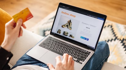 Artículo de EL PAÍS Escaparate que hace un repaso de los productos más vendidos en Amazon durante febrero