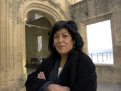 Almudena Grandes, en el palacio de la Mota en Alcal&aacute; la Real, en Ja&eacute;n. 