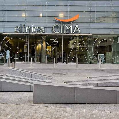 Fachada de la clínica Cima, en Barcelona.