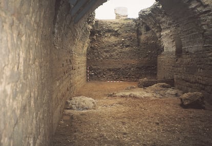 Gallery of the Roman cryptoportico in the palace of Emperor Maximian in Córdoba in the area that is still preserved.