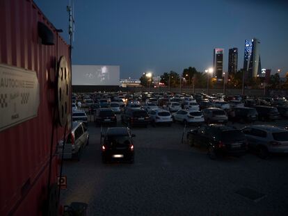 Proyección, en verano de 2018, en el Autocine Madrid RACE.