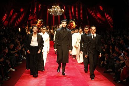 'Eleganza' era el título del desfile de Dolce & Gabbana. Era irónico, pero también literal, porque la colección era un homenaje a lo mejor de la sastrería de los años treinta.