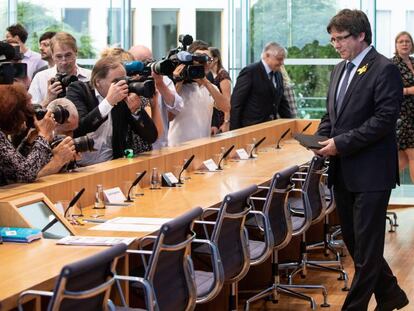 Carles Puigdemont, a su llegada a una rueda de prensa en Berlín en 2018.