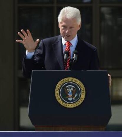 En la imagen, el expresidente Bill Clinton. EFE/Archivo