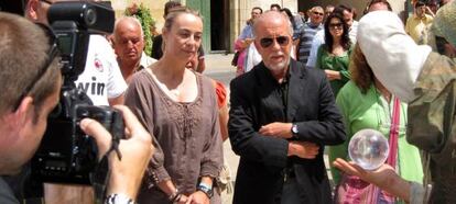 Sonia Castedo y Miguel Valor en la inauguración del Mercado Medieval.