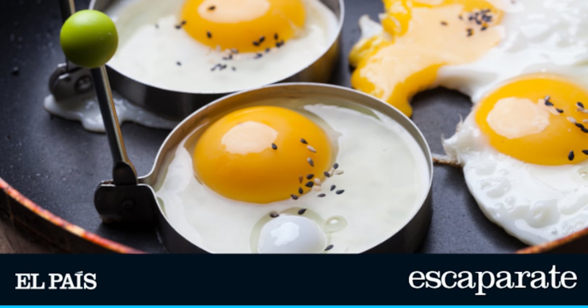 Huevos fritos perfectos: el truco de los moldes redondos para desayunos dignos de un hotel de lujo