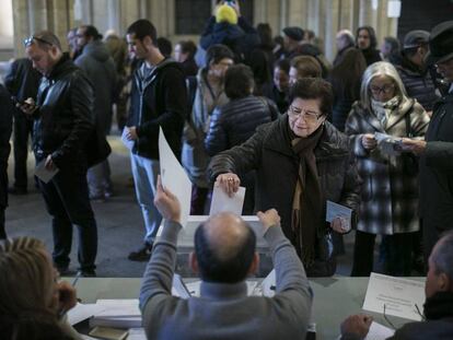 Jornada de votaci&oacute;n en las elecciones auton&oacute;micas de Catalu&ntilde;a del 21-D.