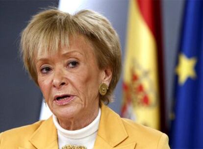 María Teresa Fernández de la Vega, durante la rueda de prensa tras el Consejo de Ministros de hoy.